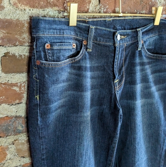 Lucky Brand Size 10 x 30" Length Blue Denim Flare Leg Jeans - Picture 2 of 9